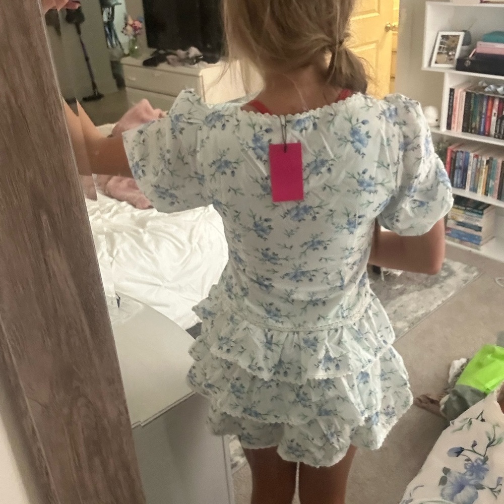 Dress - Picture 2 of 3